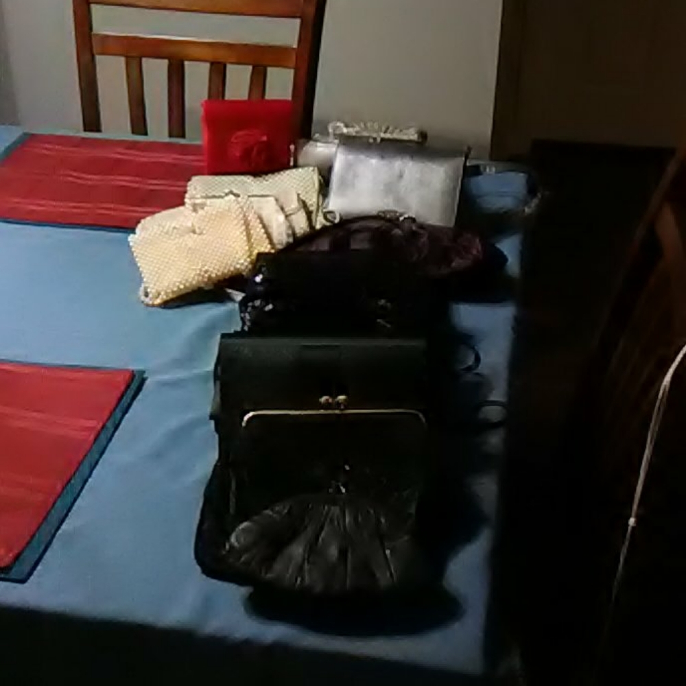 NEW PRICE! Inventory Lot of Glam Purses